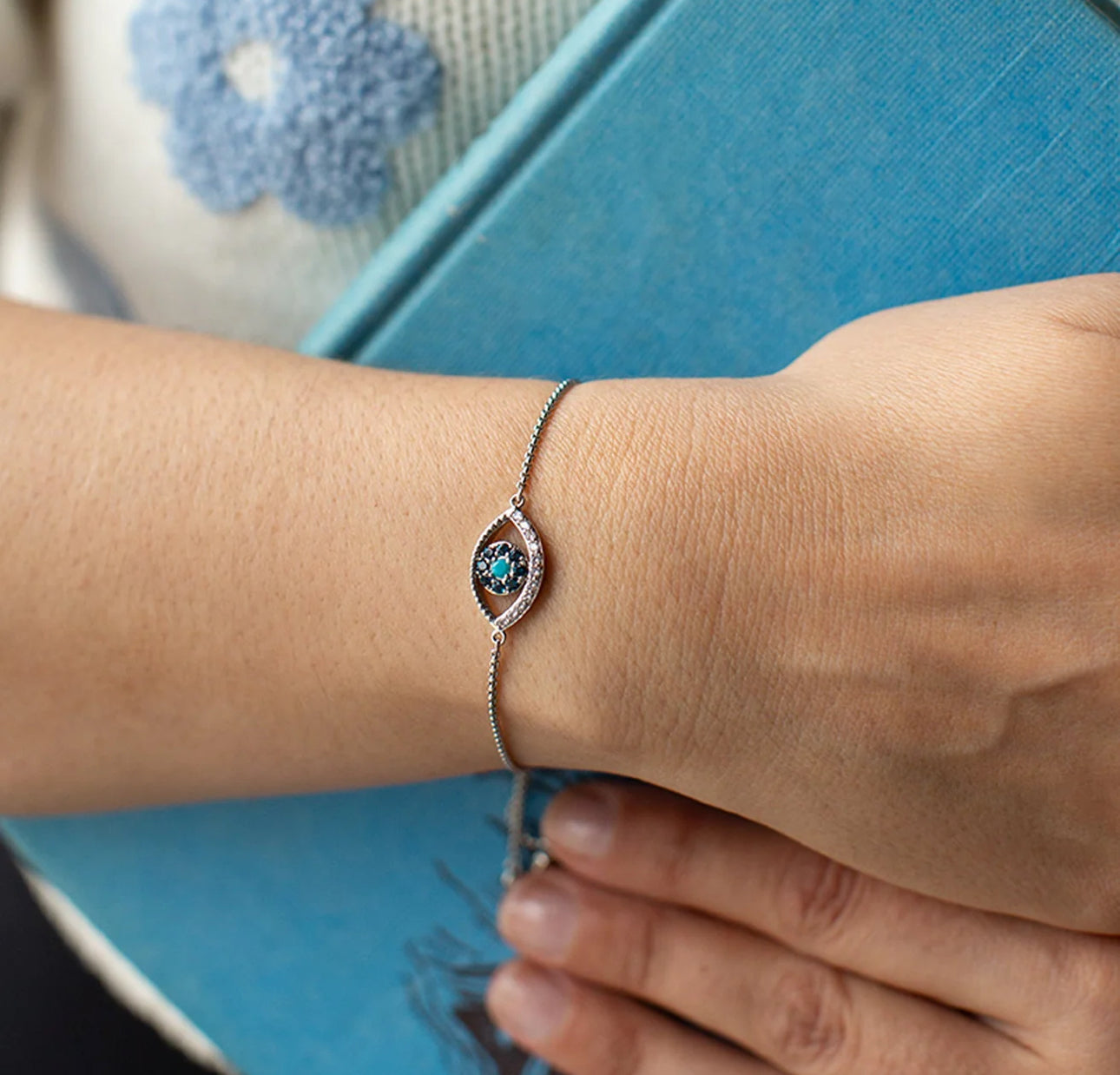ORIGAMI OWL EVIL EYE BOLO BRACELET