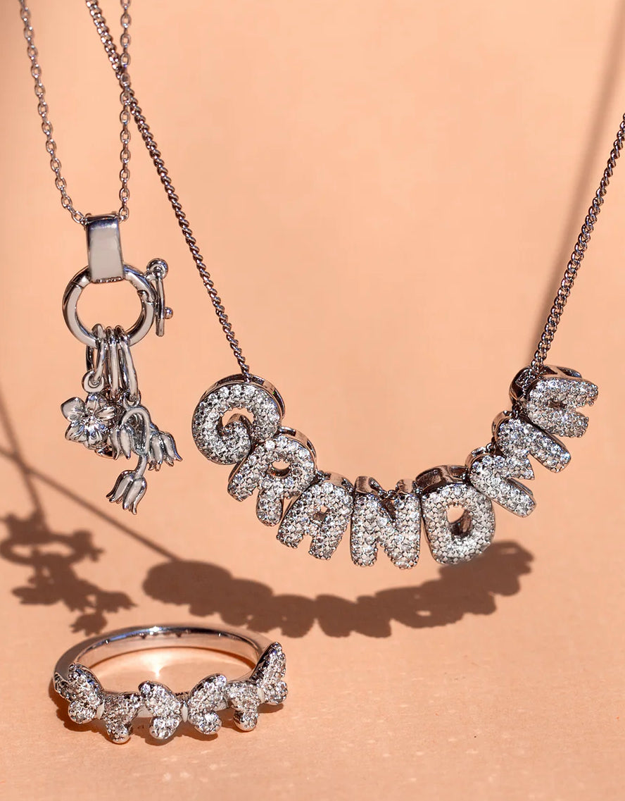 Origami Owl “Dear Grandma” Necklace