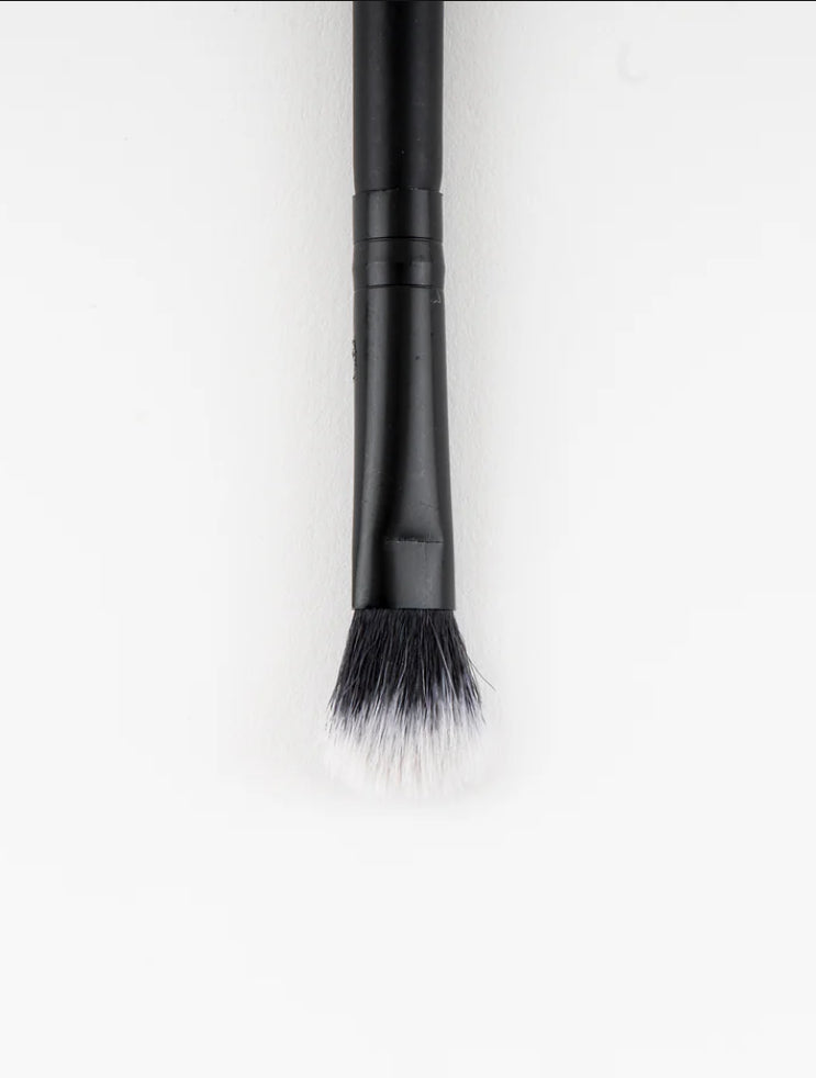 Dual-Ended Eye Shadow Brush
